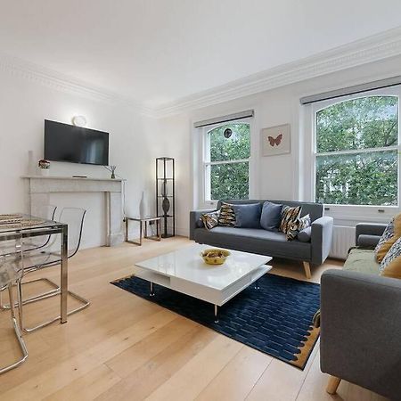 Knightsbridge Two Bed Apartment Лондон Экстерьер фото